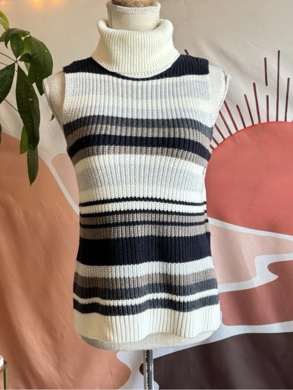 Abercrombie & Fitch Sweater Vest Women’s Size XS Turtle Neck Tank Striped Preppy